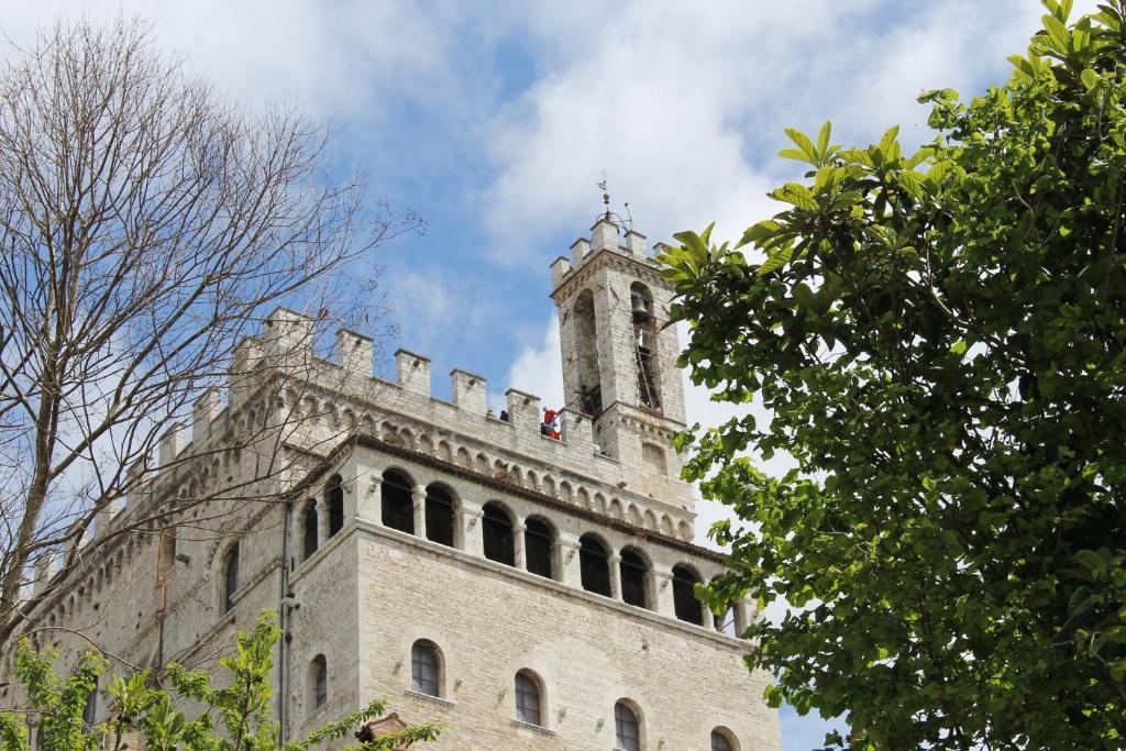 Residenza Le Logge Bed & Breakfast Gubbio Luaran gambar